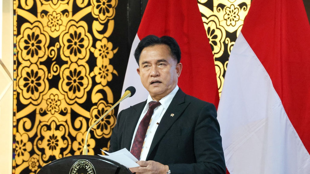 Yusril Sebut Dua Guru SMAN 1 Luwu Utara Kembali Jadi ASN Yusril Sebut Dua Guru SMAN 1 Luwu Utara Kembali Jadi ASN