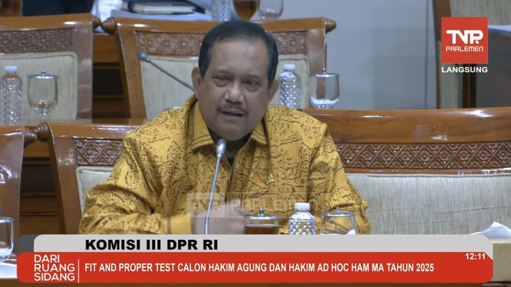 Komisi III DPR Klaim Aparat Sudah Tangani Demonstran Sesuai HAM Komisi III DPR Klaim Aparat Sudah Tangani Demonstran Sesuai HAM