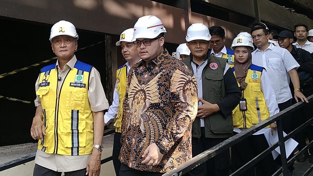 Pusat Biayai Rehab Gedung Pemkab-DPRD Kediri Akibat Kericuhan