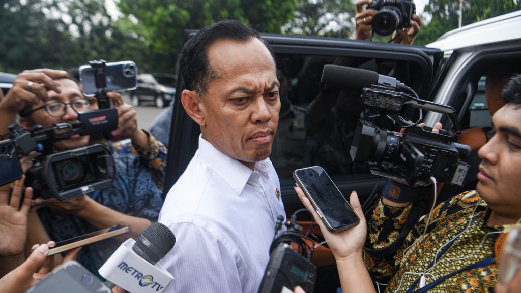 Aries Marsudiyanto soal Reshuffle: Biar yang Umumkan Prabowo Aries Marsudiyanto soal Reshuffle: Biar yang Umumkan Prabowo