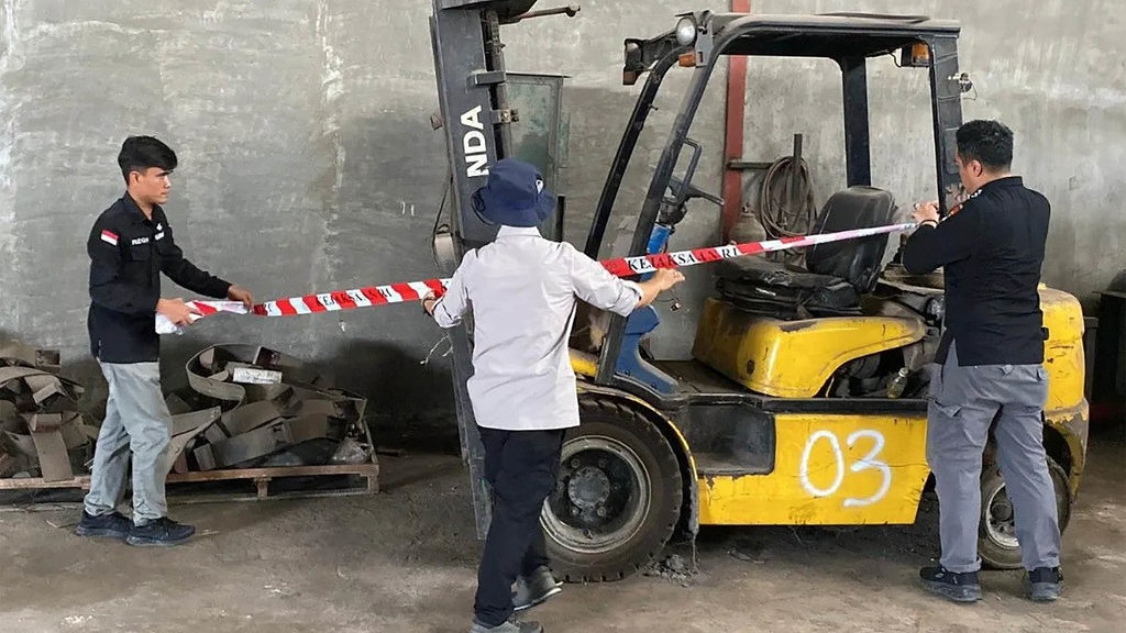 Kejati Kalteng Bongkar Modus PT IM Korupsi Zirkon Rp1,3 T Kejati Kalteng Bongkar Modus PT IM Korupsi Zirkon Rp1,3 T