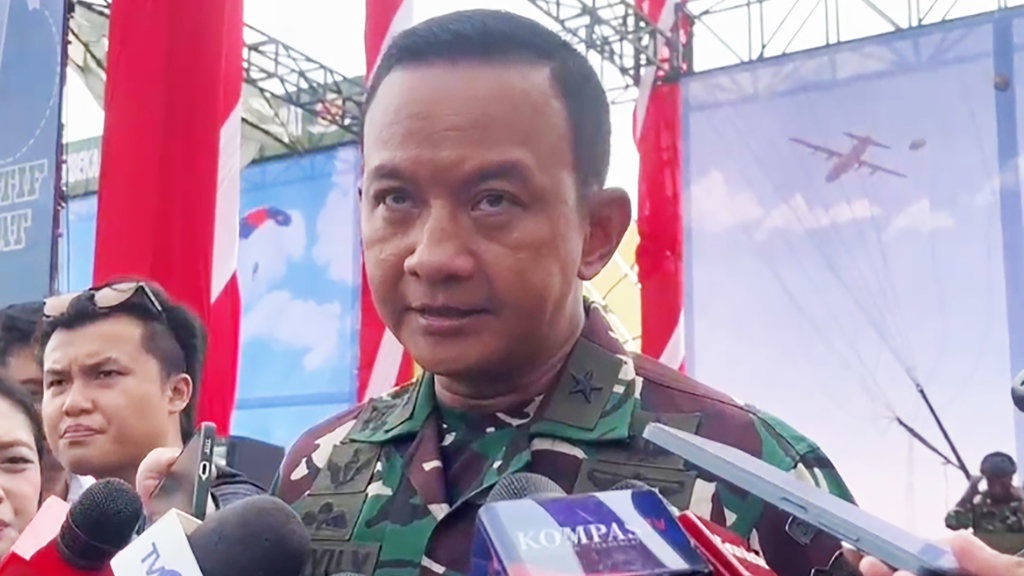 Sidang Prajurit TNI terkait Pembunuhan Kacab BRI Digelar Terbuka Sidang Prajurit TNI terkait Pembunuhan Kacab BRI Digelar Terbuka