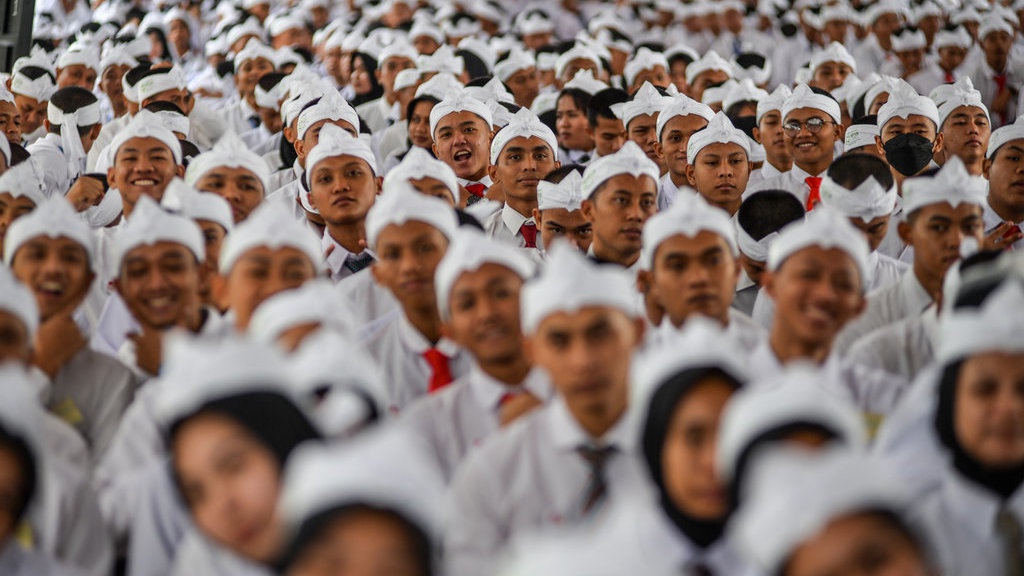 Magang Bergaji UMP Fresh Graduate akan Ditambah Jadi 100 Ribu