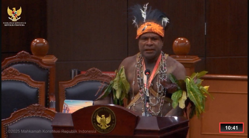 Warga Merauke Cerita Jadi Korban Food Estate saat Bersaksi di MK