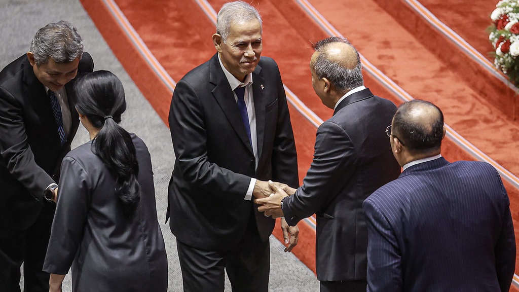 Anggito Dapat Pesan Khusus dari Prabowo Jelang Pelantikan Anggito Dapat Pesan Khusus dari Prabowo Jelang Pelantikan