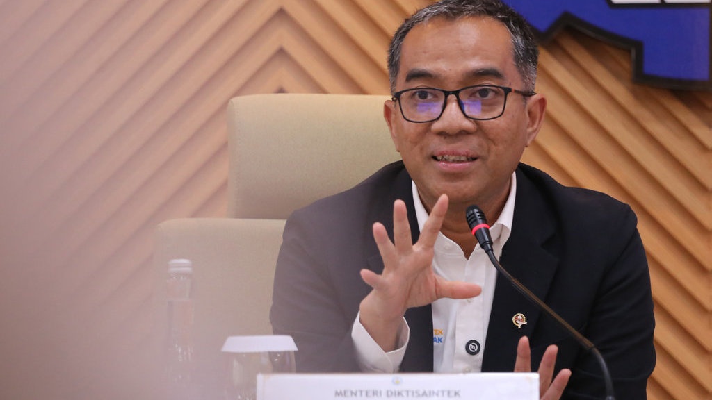 Mendikti Minta Unud Laporkan Perkembangan Kasus Kematian Timothy Mendikti Minta Unud Laporkan Perkembangan Kasus Kematian Timothy