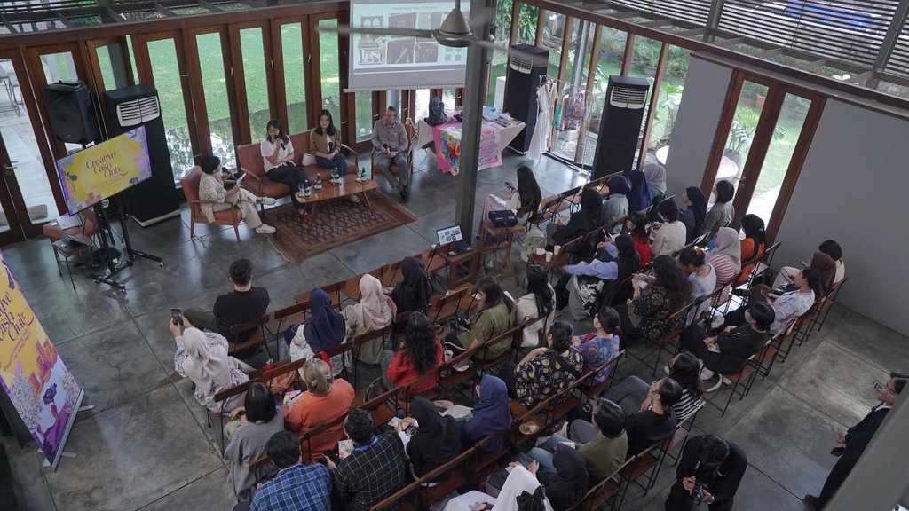 Creative Cash Club: Diajeng & KB Bank Kupas Literasi Finansial