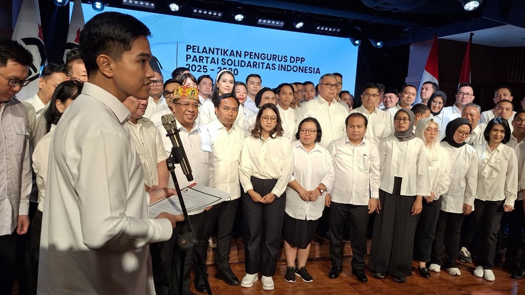 Siapa Bapak J Ketua Dewan Pembina PSI & Kapan Diumumkan Kaesang? Siapa Bapak J Ketua Dewan Pembina PSI & Kapan Diumumkan Kaesang?