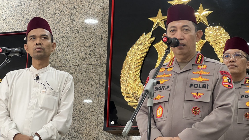 Kapolri Sebut Belum Ada Korban Meninggal di Ledakan SMAN 72 Kapolri Sebut Belum Ada Korban Meninggal di Ledakan SMAN 72