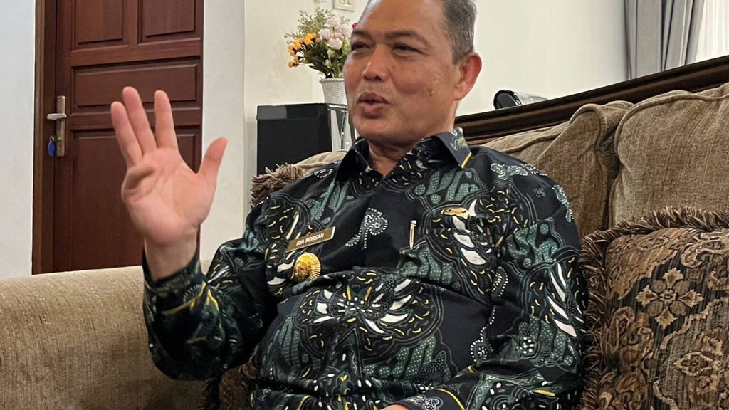 Gubernur Kalbar Ria Norsan Akui Rumah Pribadinya Digeledah KPK Gubernur Kalbar Ria Norsan Akui Rumah Pribadinya Digeledah KPK