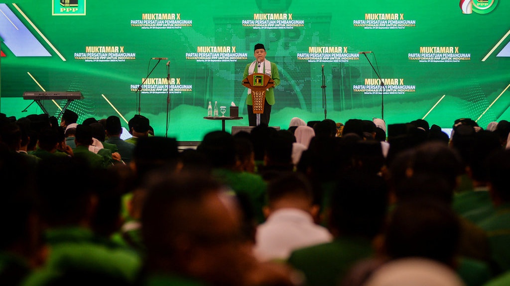 Mardiono Terpilih Aklamasi sebagai Ketum PPP saat Muktamar Ricuh Mardiono Terpilih Aklamasi sebagai Ketum PPP saat Muktamar Ricuh