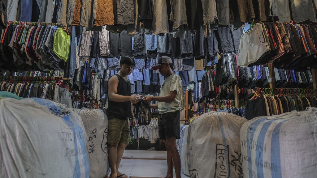 Brand Lokal Dikurasi Buat Gantikan Thrifting di Senen-Gedebage Brand Lokal Dikurasi Buat Gantikan Thrifting di Senen-Gedebage