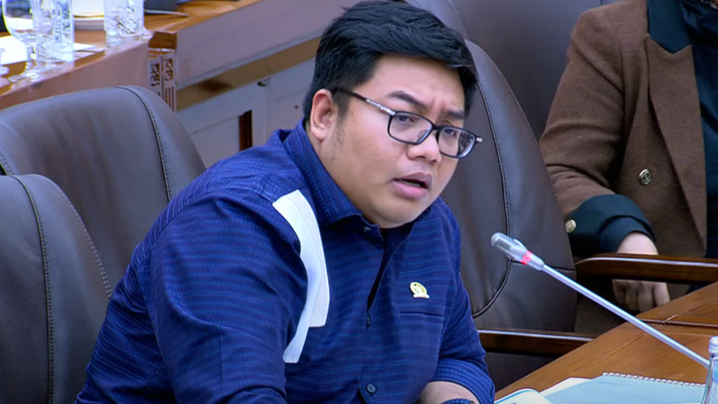 Emas Langka di RI, Anggota DPR Cecar Bos Antam sampai Pukul Meja Emas Langka di RI, Anggota DPR Cecar Bos Antam sampai Pukul Meja