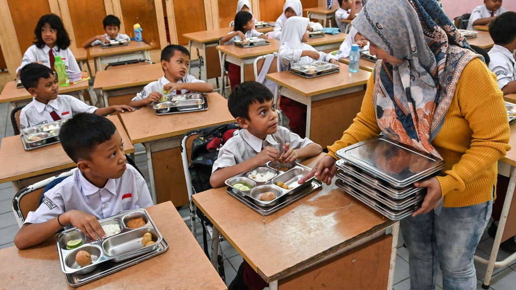 BGN soal Program MBG: Bukan Bisnis, Ini Kecintaan Pak Prabowo BGN soal Program MBG: Bukan Bisnis, Ini Kecintaan Pak Prabowo