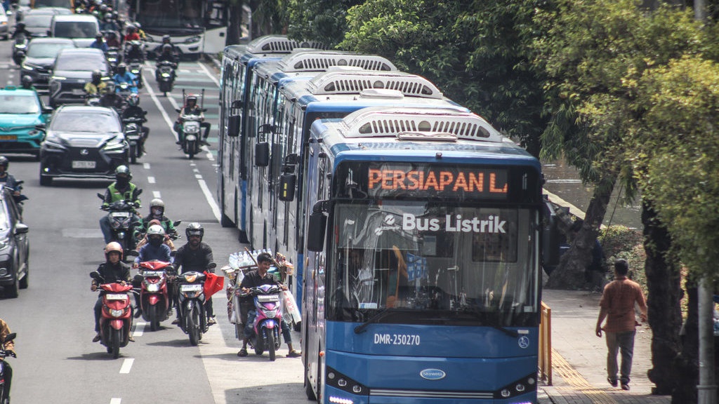 Pemprov DKI Tetap Subsidi Transportasi meski APBD Dipangkas Pemprov DKI Tetap Subsidi Transportasi meski APBD Dipangkas