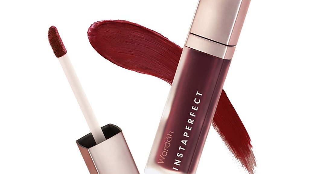 10 Rekomendasi Warna Lipstik Wardah yang Banyak Diminati 10 Rekomendasi Warna Lipstik Wardah yang Banyak Diminati