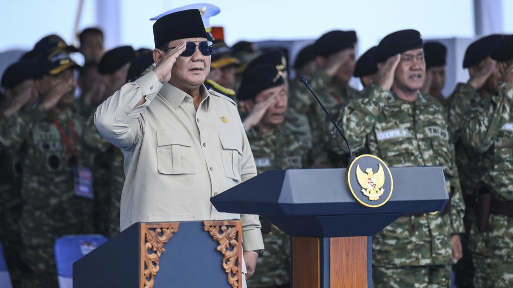 Prabowo Minta TNI Ikut Jaga Kekayaan Alam Indonesia Prabowo Minta TNI Ikut Jaga Kekayaan Alam Indonesia