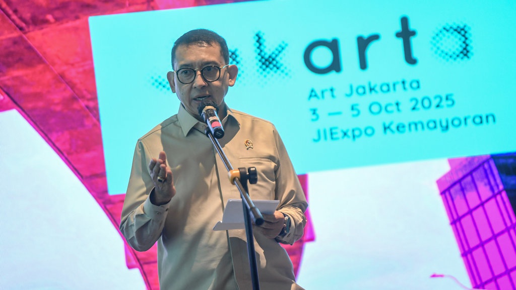 Menbud Fadli Zon Bantah Soeharto Langgar HAM: Mana Buktinya? Menbud Fadli Zon Bantah Soeharto Langgar HAM: Mana Buktinya?