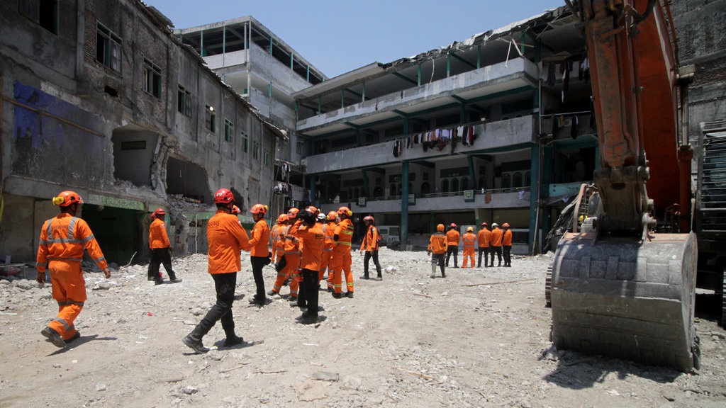 Update Evakuasi Korban Ponpes Al Khoziny & Operasi Terakhir Update Evakuasi Korban Ponpes Al Khoziny & Operasi Terakhir