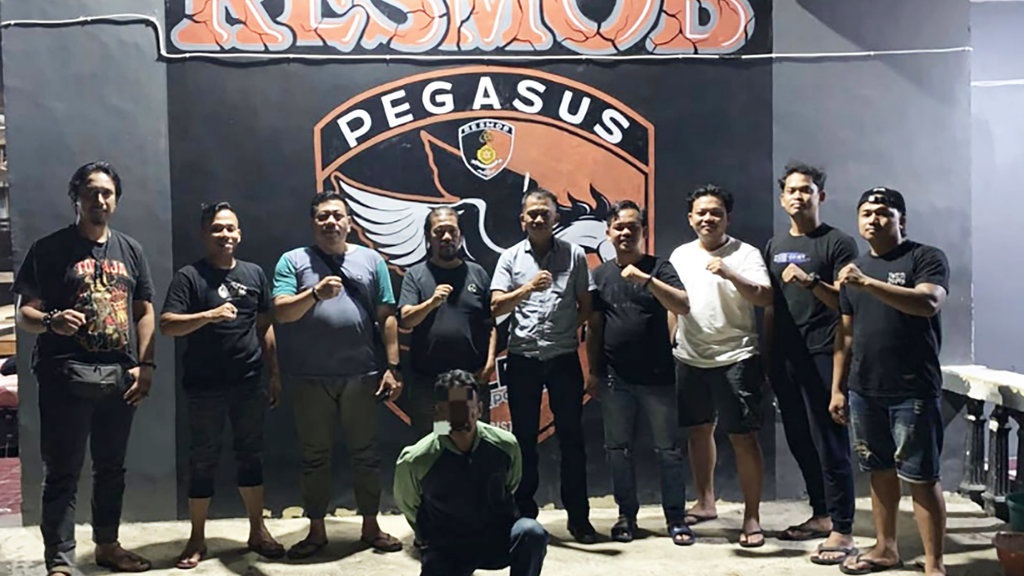 Polrestabes Makassar Tangkap Pria Pemerkosa Anak Tiri Polrestabes Makassar Tangkap Pria Pemerkosa Anak Tiri