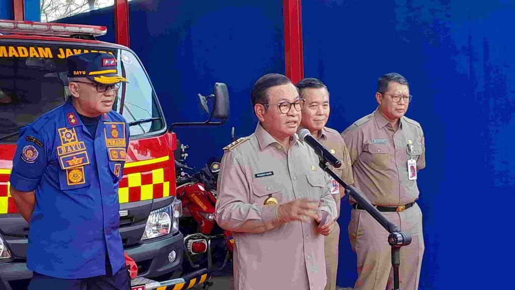 Pramono Resmikan Pos Damkar di Kebayoran Lama Hasil Tukar Guling