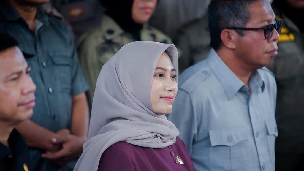 Klarifikasi Anggota DPRD Gorontalo Utara Viral Gestur Cibir Demo