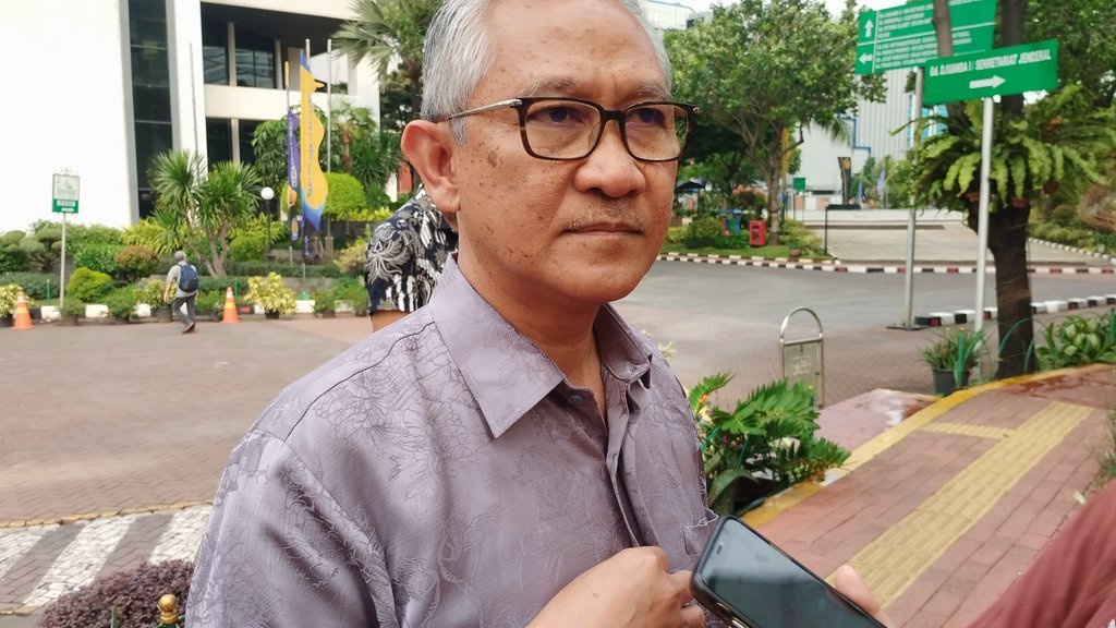 Dana Pemda Mengendap Capai Rp233 T, Tertinggi di Jatim dan Jabar Dana Pemda Mengendap Capai Rp233 T, Tertinggi di Jatim dan Jabar