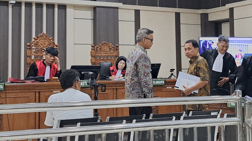 Tiga Doktor UGM Didakwa Korupsi Pengadaan Kakao Fiktif Rp6,7 M Tiga Doktor UGM Didakwa Korupsi Pengadaan Kakao Fiktif Rp6,7 M