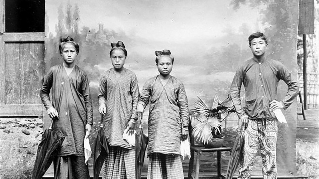 Siau: Negeri di Utara Sulawesi, di Bawah Perlindungan Spanyol Siau: Negeri di Utara Sulawesi, di Bawah Perlindungan Spanyol