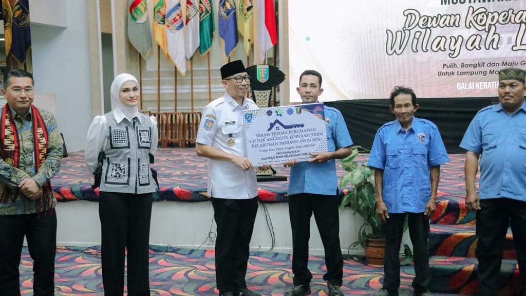 Pemprov Lampung Dorong Koperasi Perkuat Hilirisasi Produk Lokal Pemprov Lampung Dorong Koperasi Perkuat Hilirisasi Produk Lokal