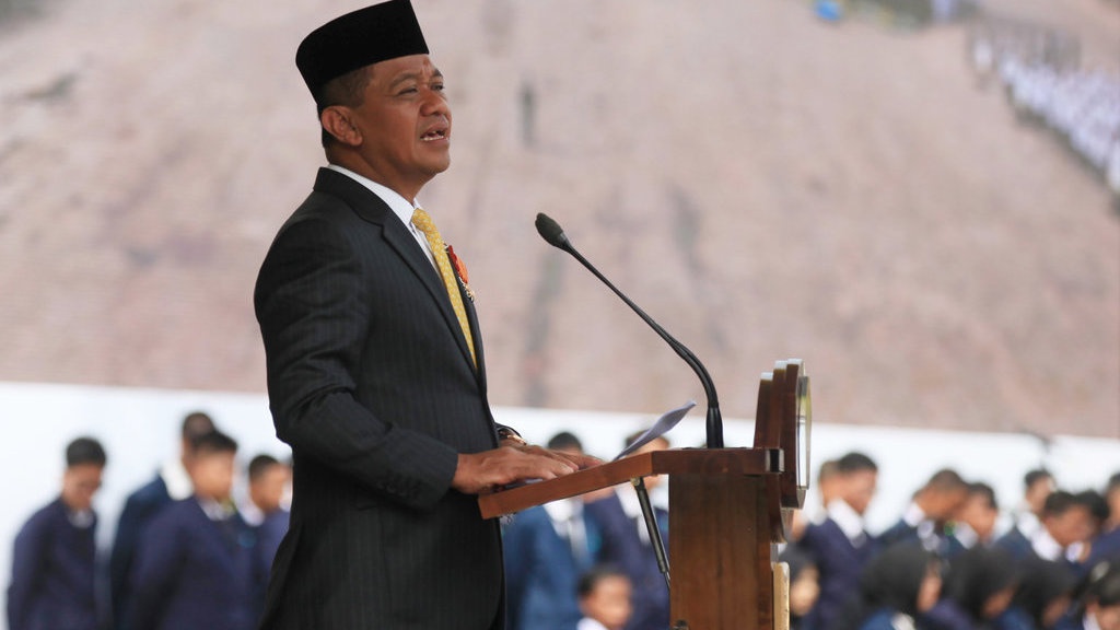 1.100 Desa dan 250 Ribu Rumah akan Teraliri Listrik Tahun Ini 1.100 Desa dan 250 Ribu Rumah akan Teraliri Listrik Tahun Ini