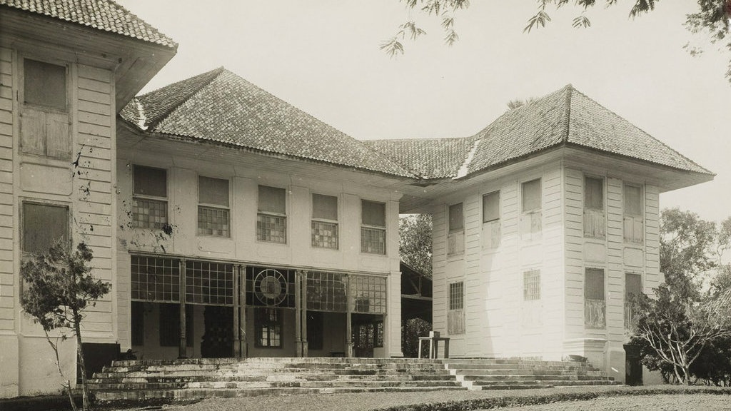 Kenapa Tanjung Timur Kurang Dikenal Seperti Tanjung Barat? Kenapa Tanjung Timur Kurang Dikenal Seperti Tanjung Barat?