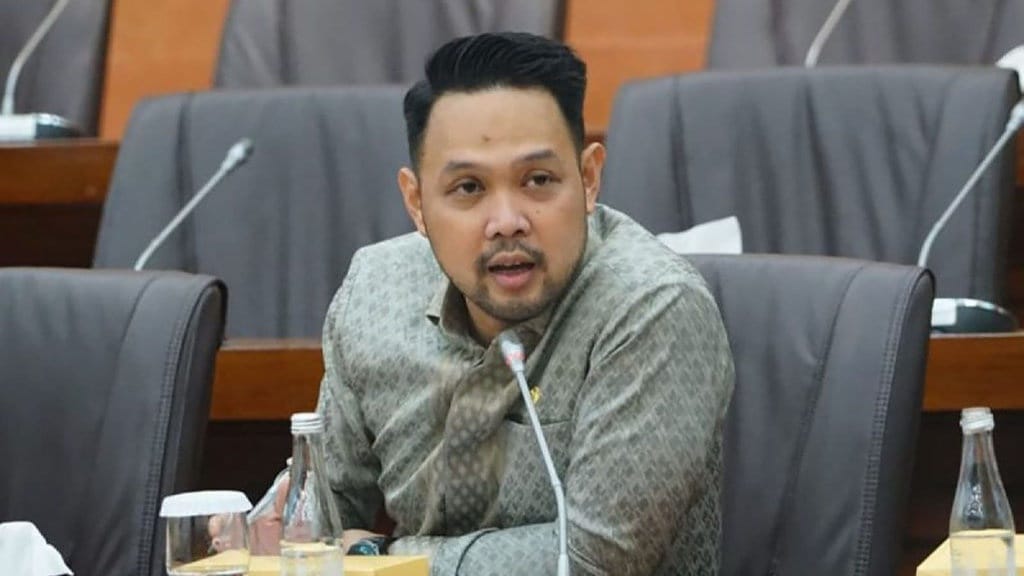 Legislator Soroti Temuan Dugaan Air Kemasan dari Sumur Bor Legislator Soroti Temuan Dugaan Air Kemasan dari Sumur Bor