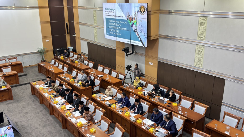 DPR Ingin Usia Pesawat Penerbangan Haji Maksimal 15 Tahun DPR Ingin Usia Pesawat Penerbangan Haji Maksimal 15 Tahun