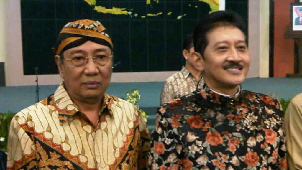 Profil KGPH Tedjowulan & Memori Dualisme PB XIII di Keraton Solo Profil KGPH Tedjowulan & Memori Dualisme PB XIII di Keraton Solo