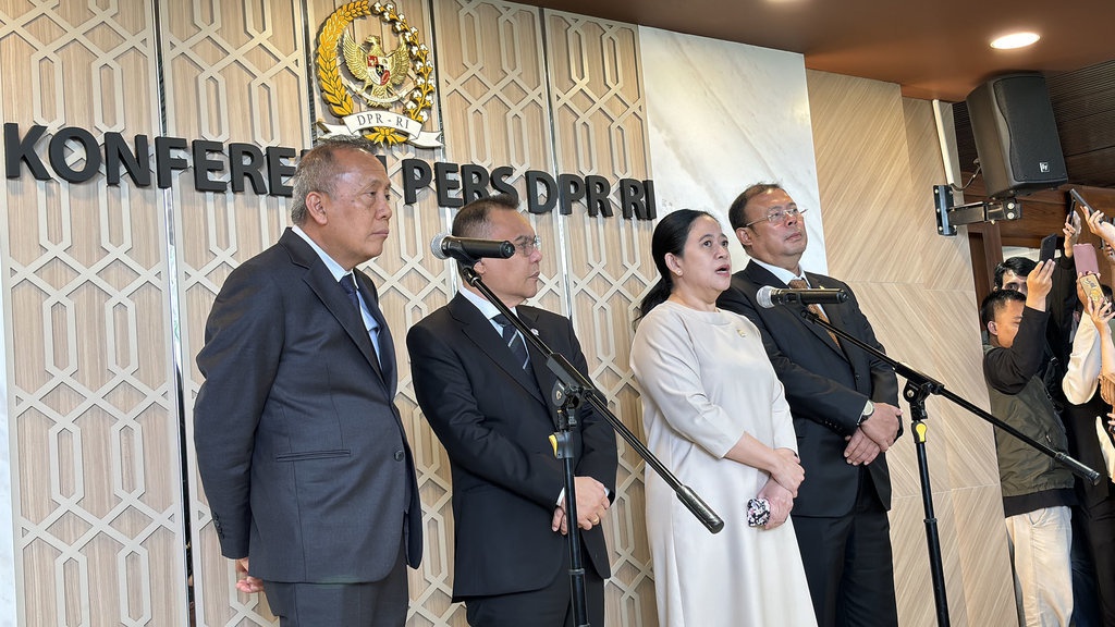 Puan Minta Pejabat Mawas Diri usai Gubernur Riau Kena OTT KPK Puan Minta Pejabat Mawas Diri usai Gubernur Riau Kena OTT KPK