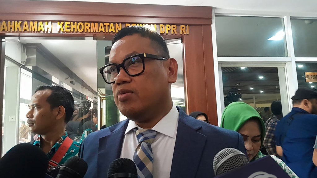 Diputus Tak Langgar Etik oleh MKD, Uya Kuya: Saya Menerima Diputus Tak Langgar Etik oleh MKD, Uya Kuya: Saya Menerima