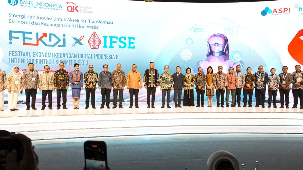 Kolaboratif Wujudkan Transformasi Digital Inklusif Kolaboratif Wujudkan Transformasi Digital Inklusif