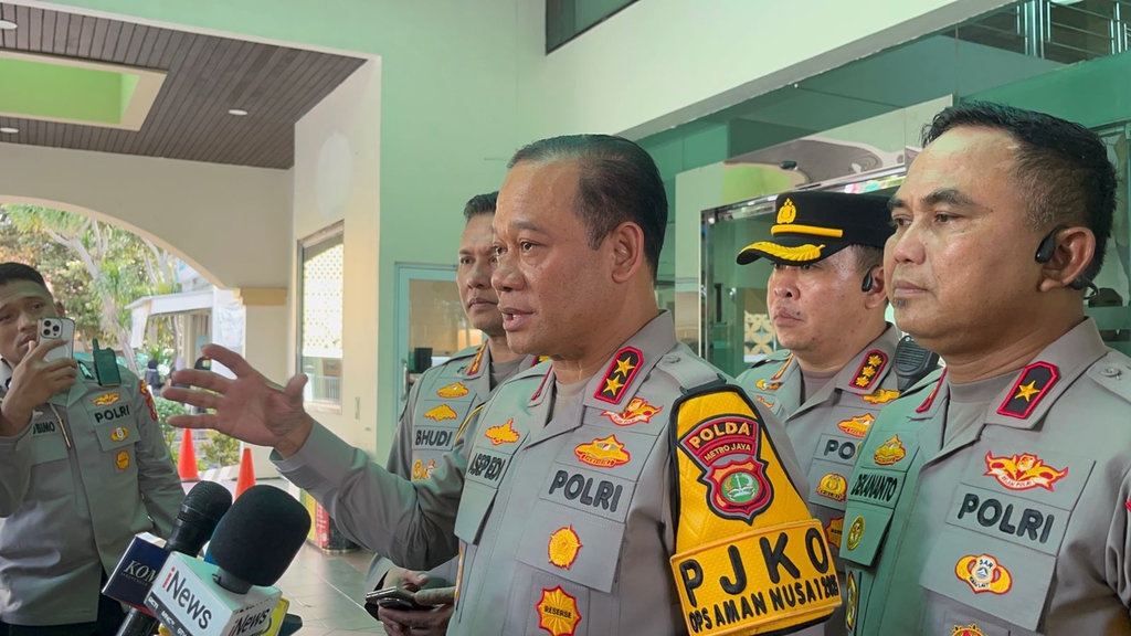 Kapolda Metro: 54 Orang Luka-luka Akibat Ledakan di SMA 72 Kapolda Metro: 54 Orang Luka-luka Akibat Ledakan di SMA 72