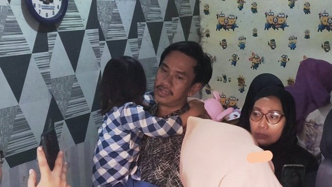 Sepekan Hilang, Balita Berusia 4 Tahun Ditemukan Polisi di Jambi Sepekan Hilang, Balita Berusia 4 Tahun Ditemukan Polisi di Jambi