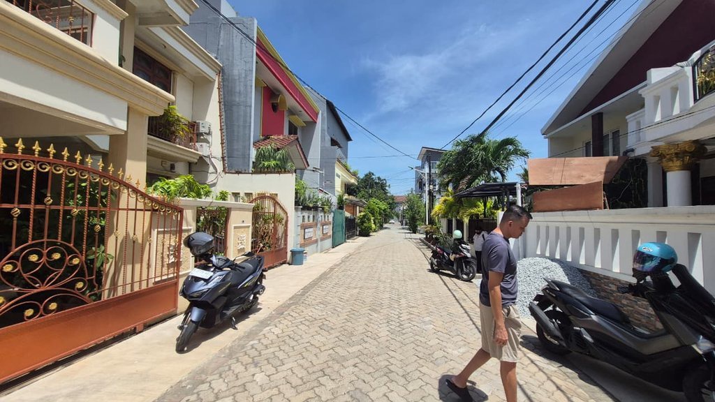 Kesaksian RT soal Terduga Pelaku: Di Kamar Seharian, Main Laptop Kesaksian RT soal Terduga Pelaku: Di Kamar Seharian, Main Laptop