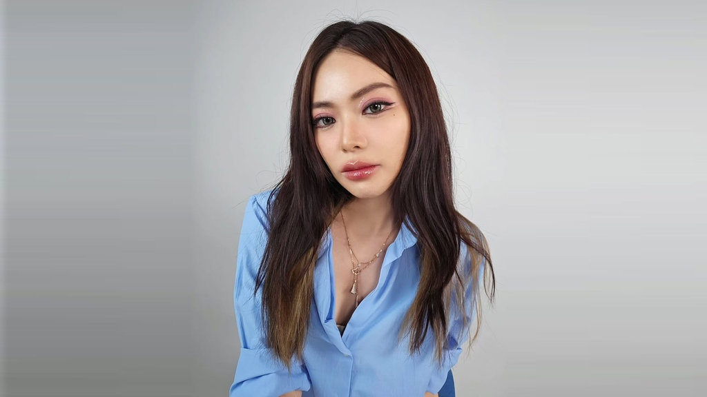 Somethinc Produk dari Mana? Ini Profil Pemiliknya