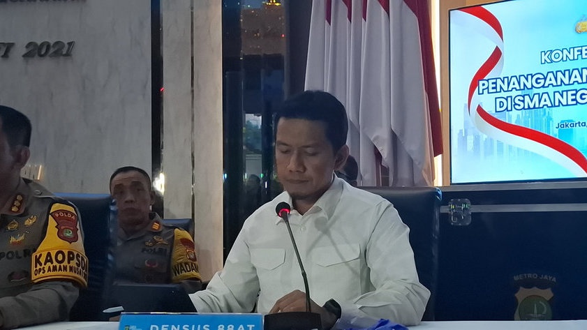 Densus 88: Pelaku Ledakan SMAN 72 Terinspirasi Kejahatan di LN Densus 88: Pelaku Ledakan SMAN 72 Terinspirasi Kejahatan di LN