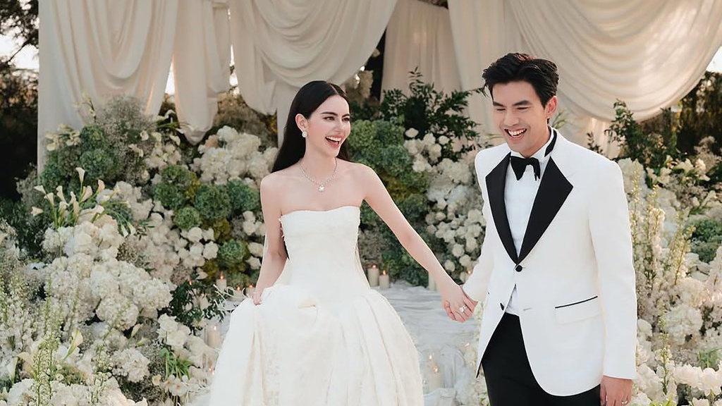 7 Inspirasi Dekorasi Pernikahan Davika Hoorne & Ter Chantavit 7 Inspirasi Dekorasi Pernikahan Davika Hoorne & Ter Chantavit