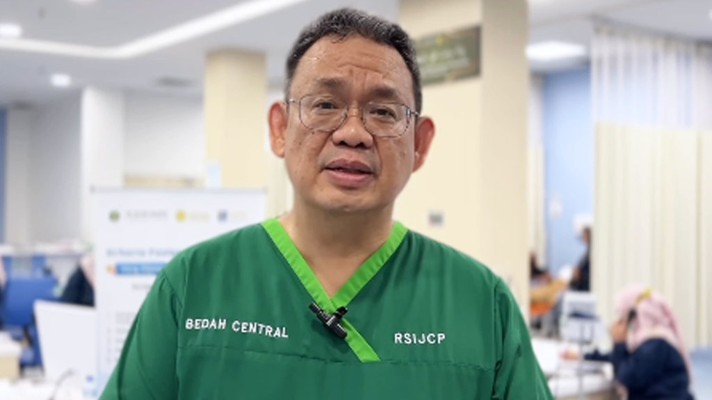 1 Korban Ledakan SMAN 72 Dipindah ke RSCM untuk Cangkok Kulit 1 Korban Ledakan SMAN 72 Dipindah ke RSCM untuk Cangkok Kulit