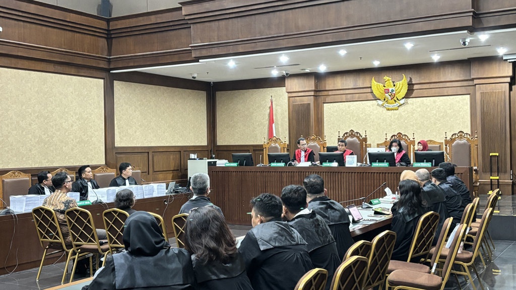 Sidang Tuntutan 3 Terdakwa Korupsi LPEI & Petro Energy Ditunda Sidang Tuntutan 3 Terdakwa Korupsi LPEI & Petro Energy Ditunda