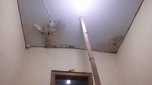 Penerima Bedah Rumah di Ciputat Buat Klarifikasi di Akun Pemkot Penerima Bedah Rumah di Ciputat Buat Klarifikasi di Akun Pemkot