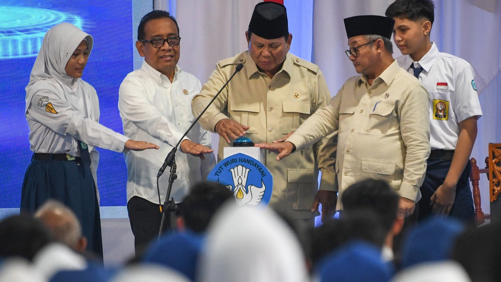 Prabowo Ungkap Tak Boleh Ada Warga Kelaparan di Abad ke-21 Prabowo Ungkap Tak Boleh Ada Warga Kelaparan di Abad ke-21