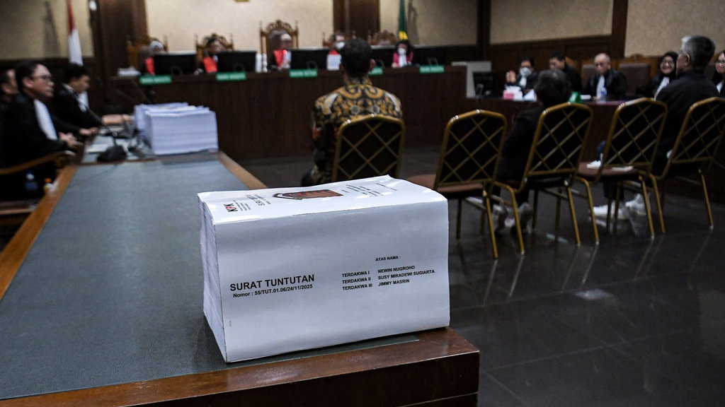 3 Terdakwa Korupsi Pemberian Kredit LPEI Dituntut 6-11 Tahun Bui 3 Terdakwa Korupsi Pemberian Kredit LPEI Dituntut 6-11 Tahun Bui