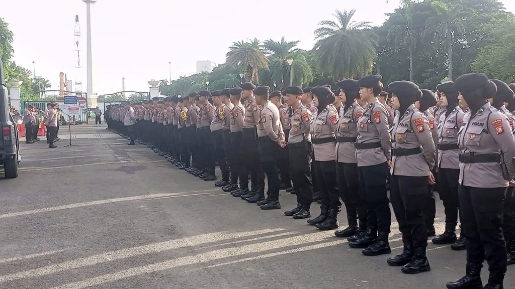 1.963 Personel Polisi Amankan Demo Buruh di Monas Hari Ini 1.963 Personel Polisi Amankan Demo Buruh di Monas Hari Ini